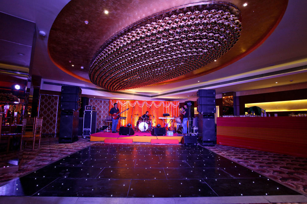 Atrio by Devam Otel Gurgaon Dış mekan fotoğraf