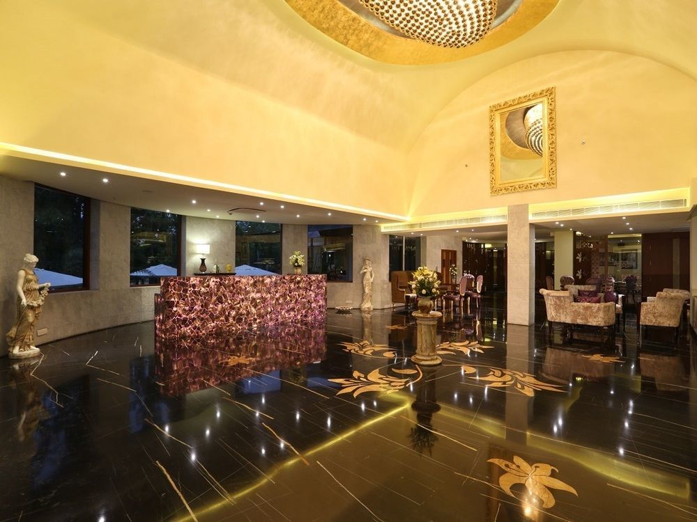 Atrio by Devam Otel Gurgaon Dış mekan fotoğraf