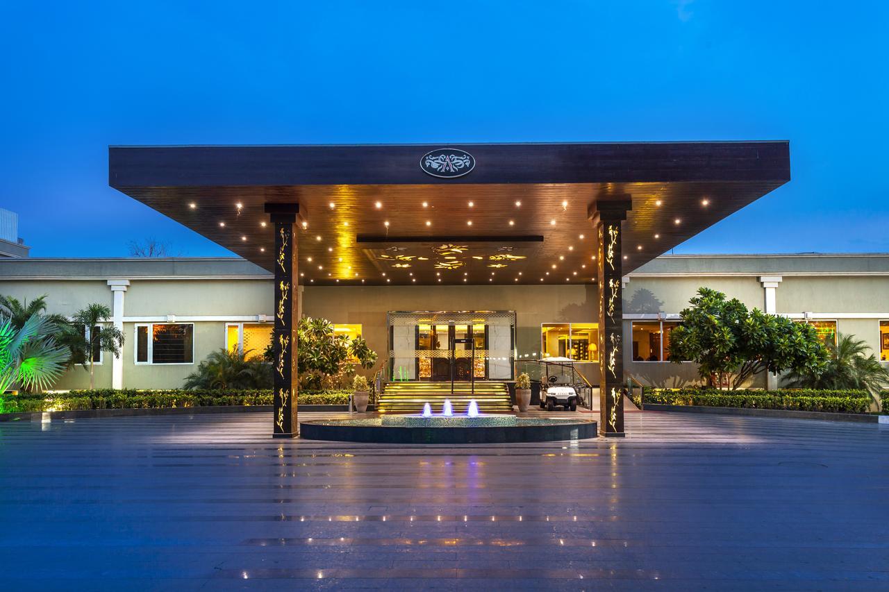 Atrio by Devam Otel Gurgaon Dış mekan fotoğraf