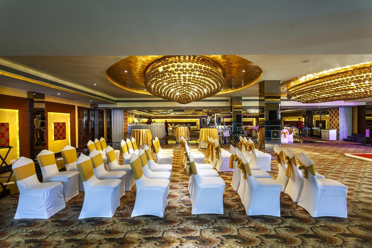 Atrio by Devam Otel Gurgaon Dış mekan fotoğraf
