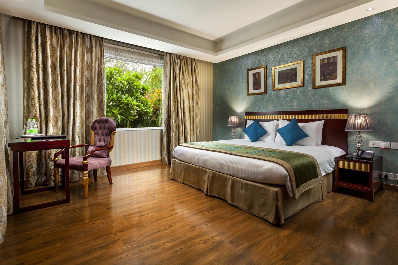 Atrio by Devam Otel Gurgaon Dış mekan fotoğraf